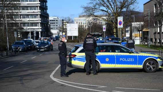 Amoklauf an Heidelberger Uni: Mann schoss junger Frau in den Kopf - drei weitere Menschen verletzt