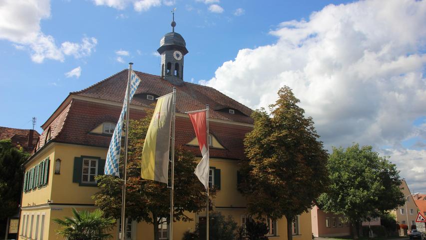 Historische Gebäude gibt es in Burgbernheim ebenfalls.