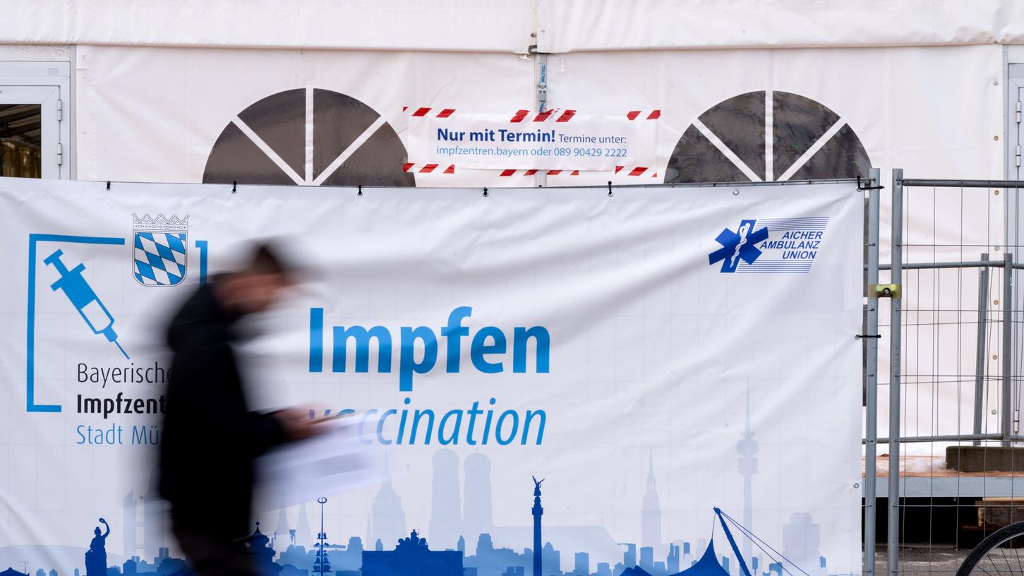 Dreiviertel aller Bundesbürger in Deutschland sind inzwischen mindestens einmal gegen Corona geimpft.
Dreiviertel aller Bundesbürger in Deutschland sind inzwischen mindestens einmal gegen Corona geimpft.