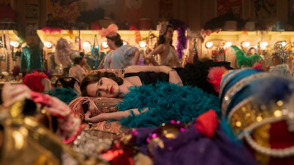 Am 18. Februar veröffentlicht Prime Video die Episoden der vierten Staffel von "The Marvelous Mrs. Maisel". In der Serie, die im New York der späten 1950er und frühen 1960er Jahre spielt, geht es um die jüdische Hausfrau und Mutter Midge Maisel, die von einer Karriere als Comedienne träumt.