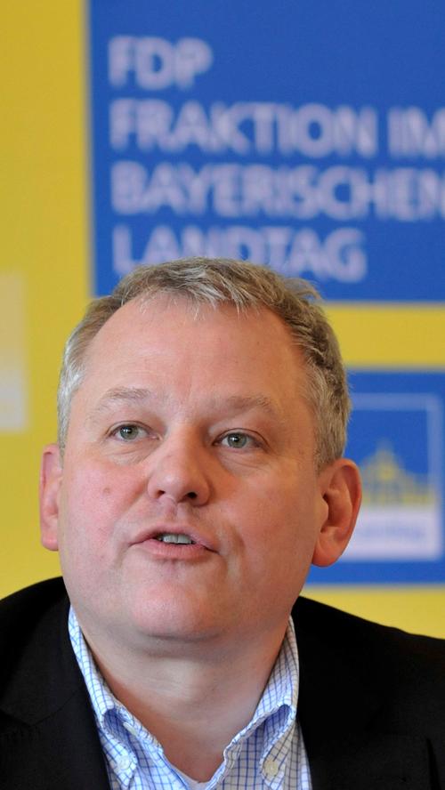 Der Kirchenvorstand Thomas Hacker aus Bayreuth wurde in seinem Wahlkreis in den Bundestag gewählt.  (Klicken Sie hier für mehr Infos zu Thomas Hacker)