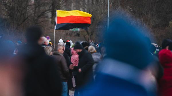 Der Versammlungsleiter hat um 15.43 Uhr die Versammlung beendet.