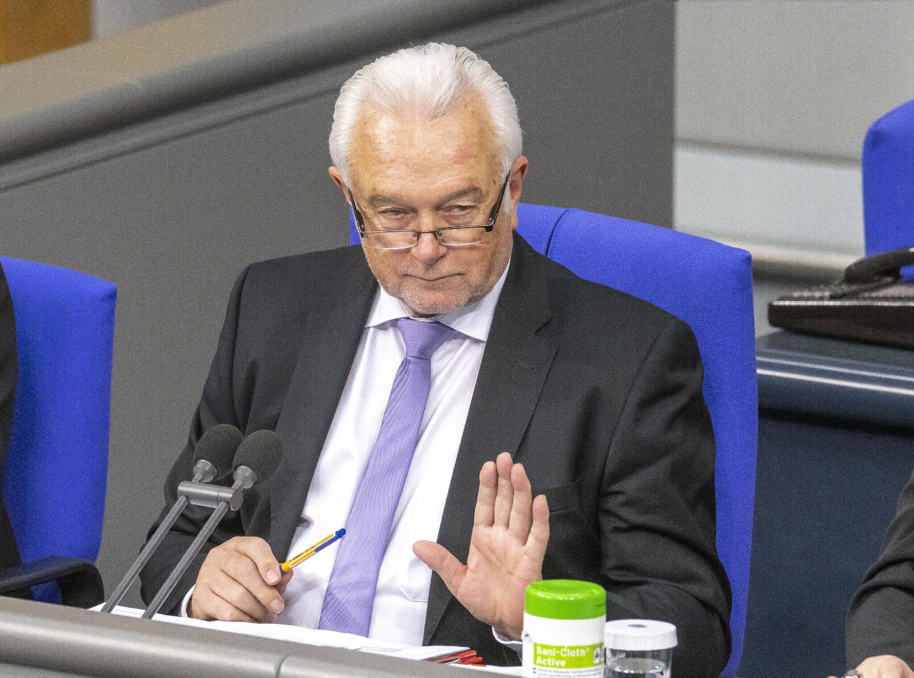 Bundestagsvizepraesident Wolfgang Kubicki , FDP, im Deutschen Bundestag. Berlin Deutschland *** Bundestag Vice Presiden
