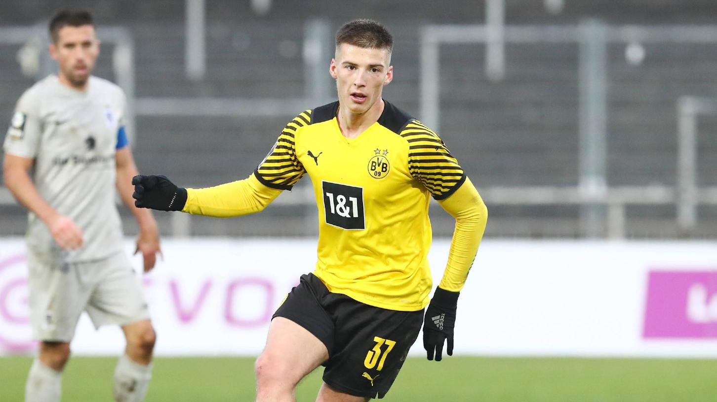 Künftig in Weiß-Grün: Tobias Raschl wechselt von Borussia Dortmund nach Fürth.