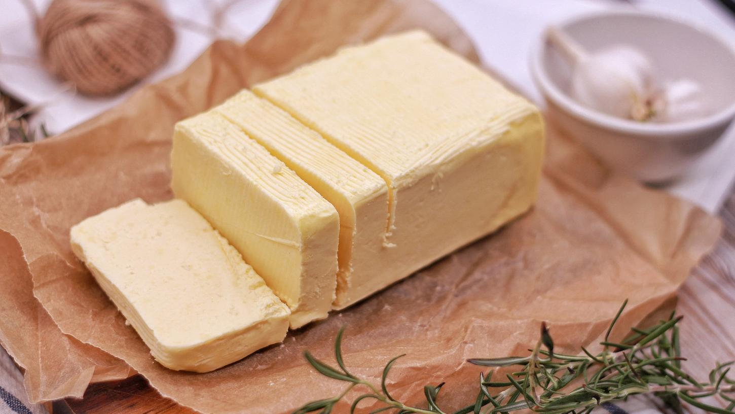 Butter liefert beim Kochen einen unverwechselbaren Geschmack.