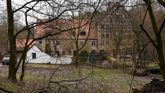 Illegale Schule in Erlangen-Eltersdorf: Verfassungsschutz gibt weitere Details bekannt
