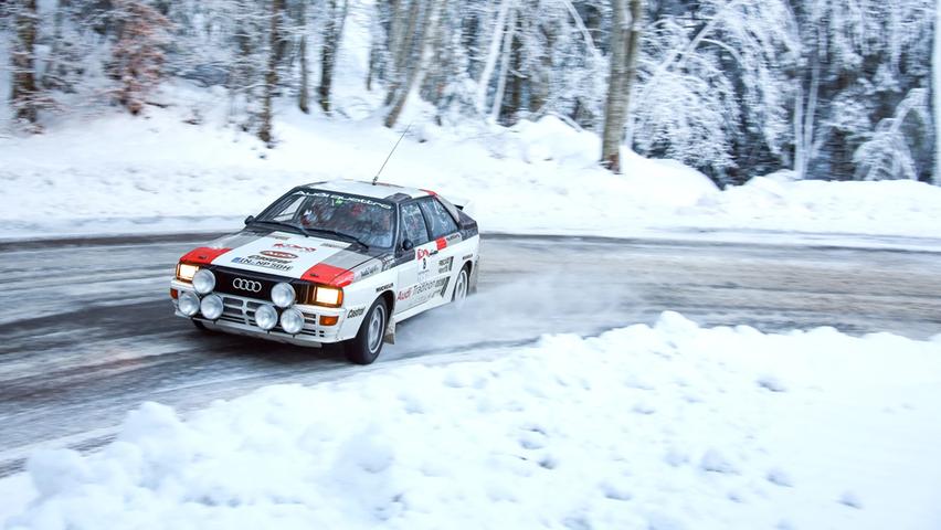 Rallye-Legende Walter Röhrl fuhr bei der Histo-Monte 2017 einen Audi A2 Quattro, dieses Mal ist er mit einem Porsche 911 dabei. Rallye-Legende Walter Röhrl fuhr bei der Histo-Monte 2017 einen Audi A2 Quattro, dieses Mal ist er mit einem Porsche 911 dabei.