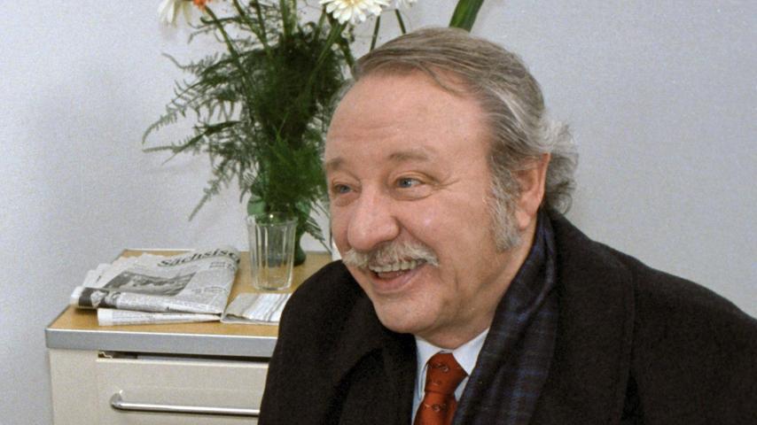 Schauspieler Gustl Bayrhammer als "Oberinspektor Veigl" im Tatort-Krimi "Der Sturz" (1991).