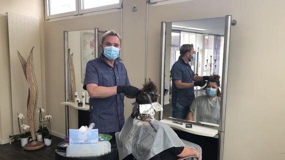 Nürnberger Friseur will Ukraine-Flüchtlingen kostenlos die Haare verschönern