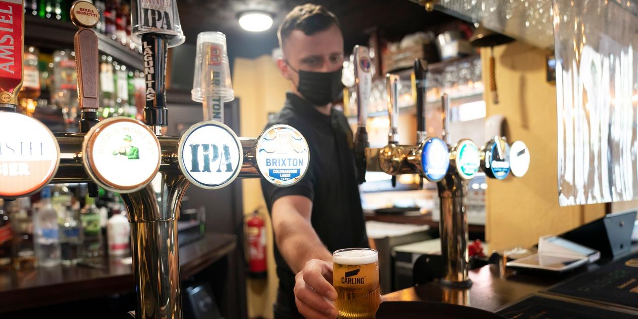 Britische Pubs verkaufen weniger Bier als vor Corona | Nordbayern