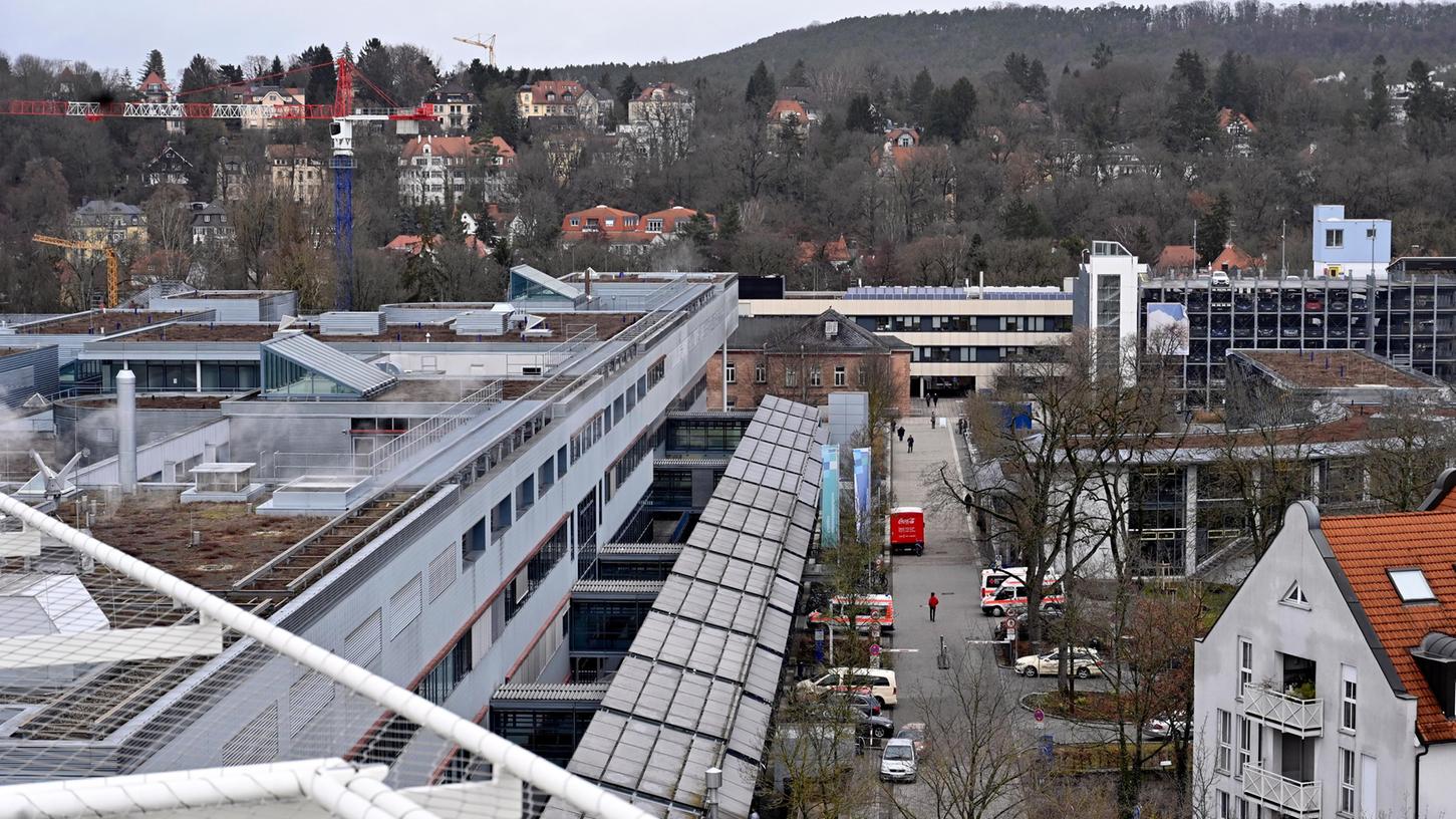Das Internistische Zentrum am Ulmenweg soll um eine Etage aufgestockt werden. Das Internistische Zentrum am Ulmenweg soll um eine Etage aufgestockt werden.