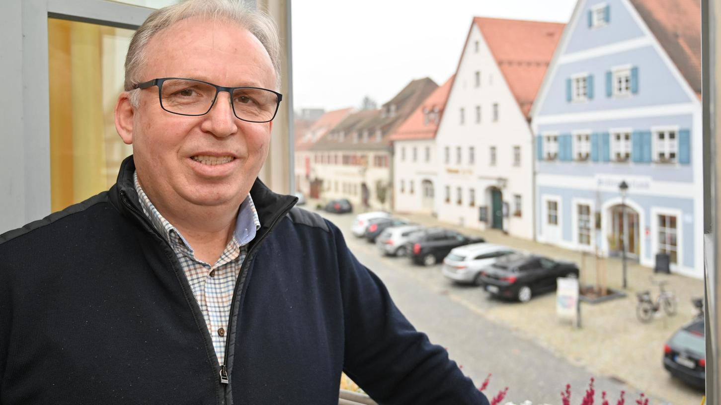 Von seinem Zimmer aus hatte Herbert Walter einen wunderbaren Ausblick auf den Hilpoltsteiner Marktplatz. Ende Februar ist diese „Ära“ vorbei.   