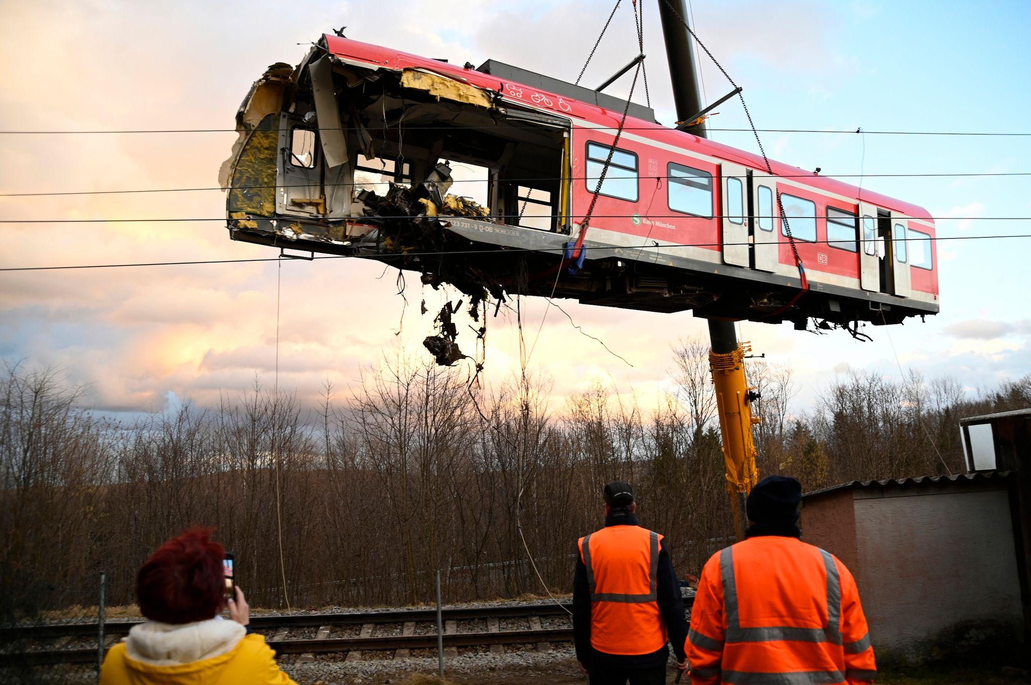 Ermittlungen Nach S-Bahn-Unfall - Lokführer Im Fokus | Nordbayern