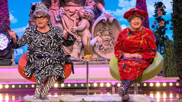 „Ungebumst derfst net ins Deader!“ „Des hasst geboostert!“ „Ach, des hasst doch immer anders, früher war’s gepudert.“ (Waltraud und Mariechen alias Martin Rassau und Volker Heißmann)