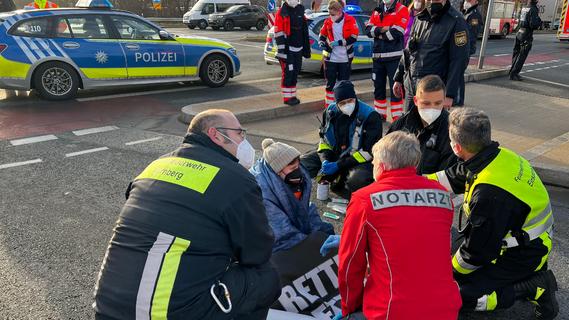 Chaos nach Sekundenkleber-Protest am Frankenschnellweg: Jetzt spricht Nürnbergs OB