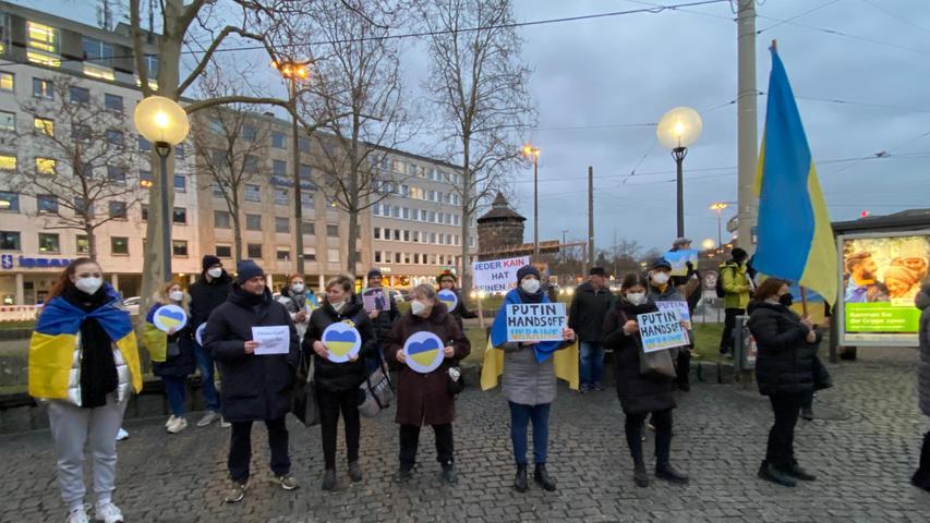 Ukraine-Konflikt: Proteste vor Honorarkonsulat der Russischen Föderation in Nürnberg