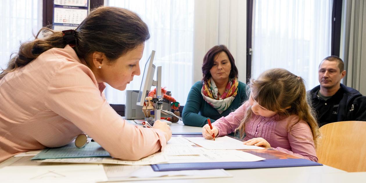 Schuleingangsuntersuchungen 2022: Mit Eltern, aber ohne Kinder