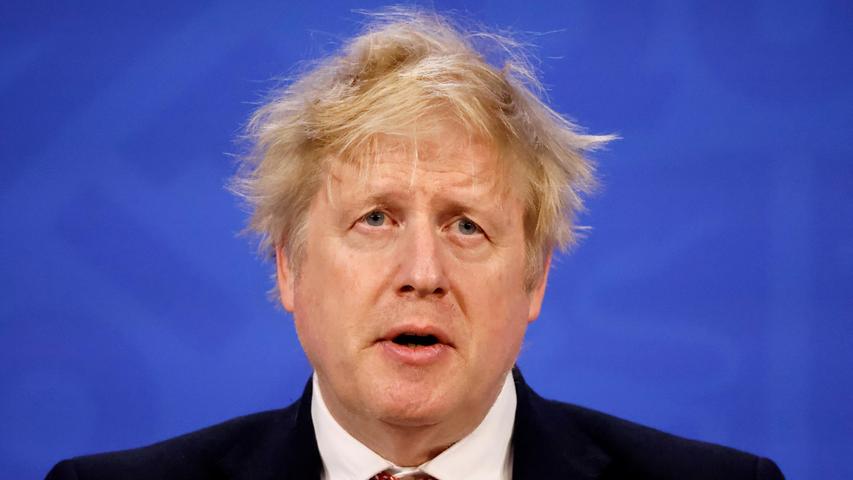 Boris Johnson zeigte sich "entsetzt über die schrecklichen Ereignisse in der Ukraine". Putin habe sich nach Ansicht des britischen Premierministers "mit diesem unprovozierten Angriff auf die Ukraine für einen Weg des Blutvergießens und der Zerstörung entschieden". 
