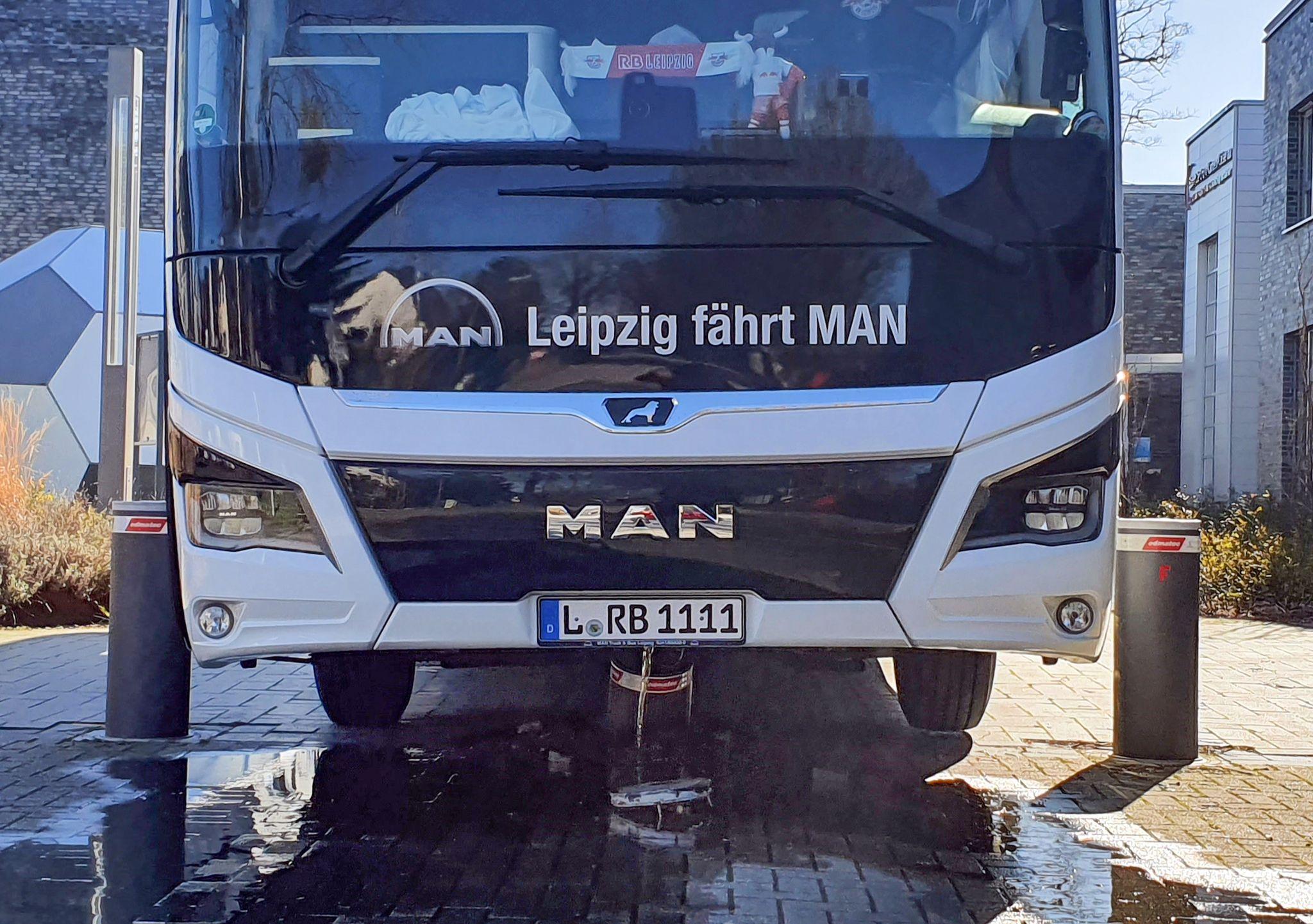 RB Leipzigs Spieler mit Taxis zum Spiel nach Bochum | Nordbayern
