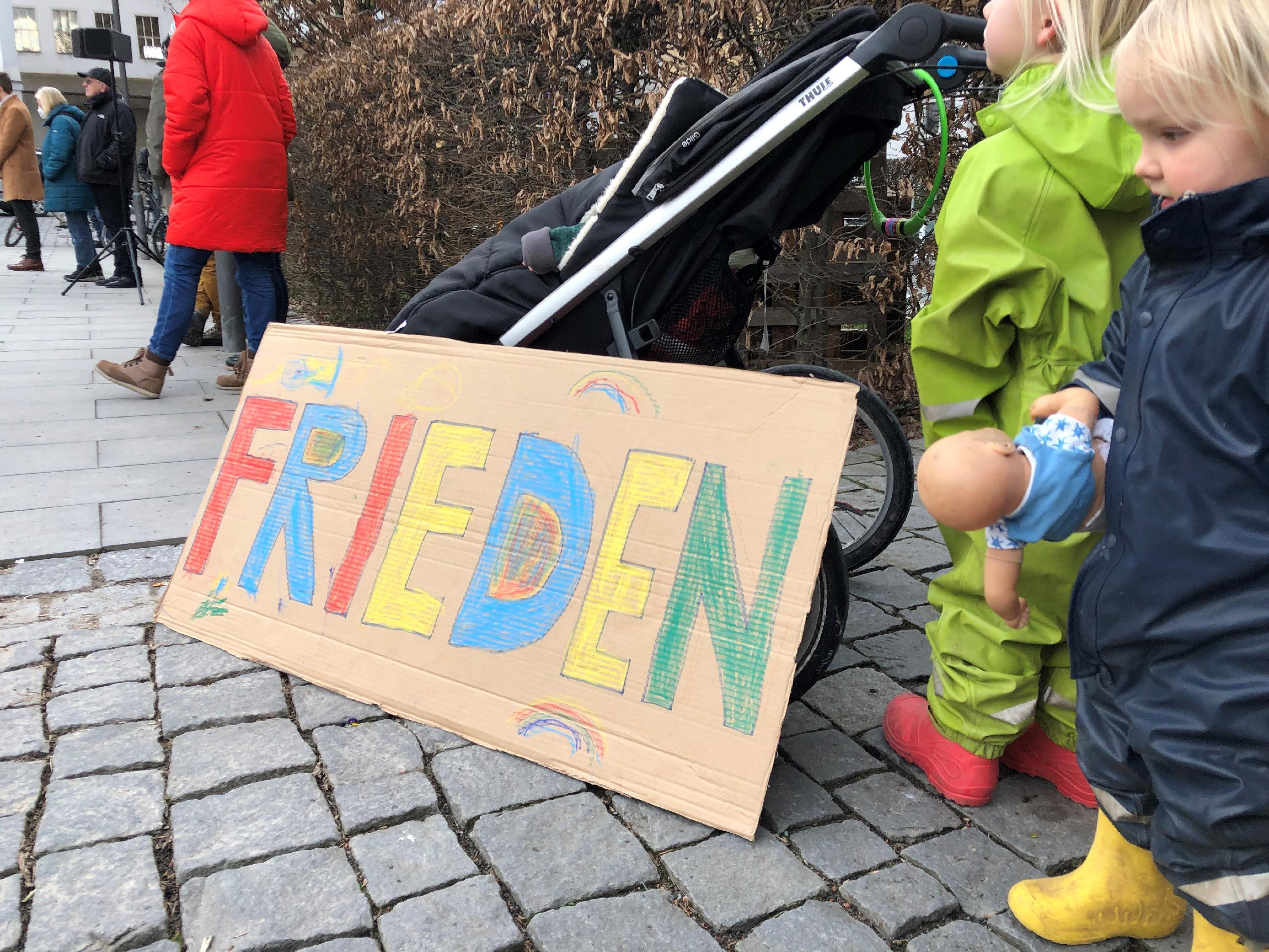 FOR-Ukraine-Demo_Marktplatz