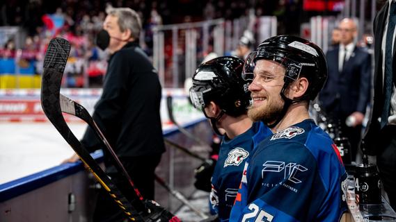 Daniel Schmölz hat es geschafft: Ice Tigers-Torjäger fährt zur WM