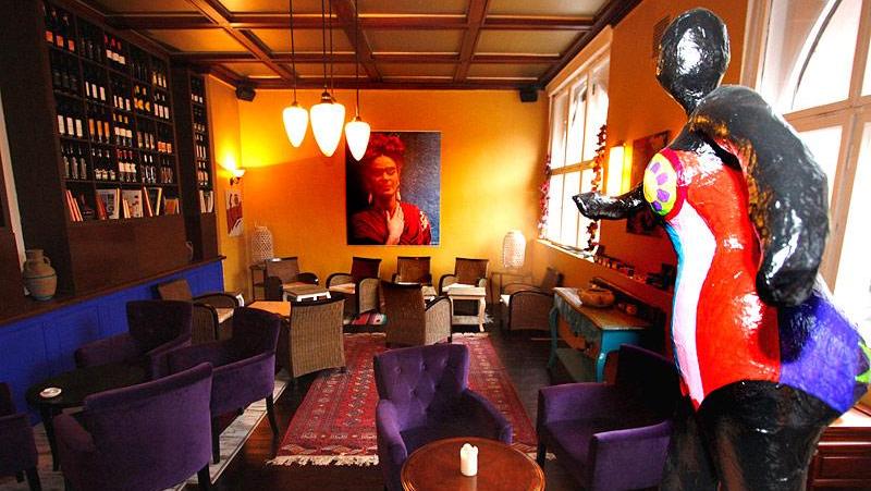 Frida Kahlo Art Cafe Bar & Food