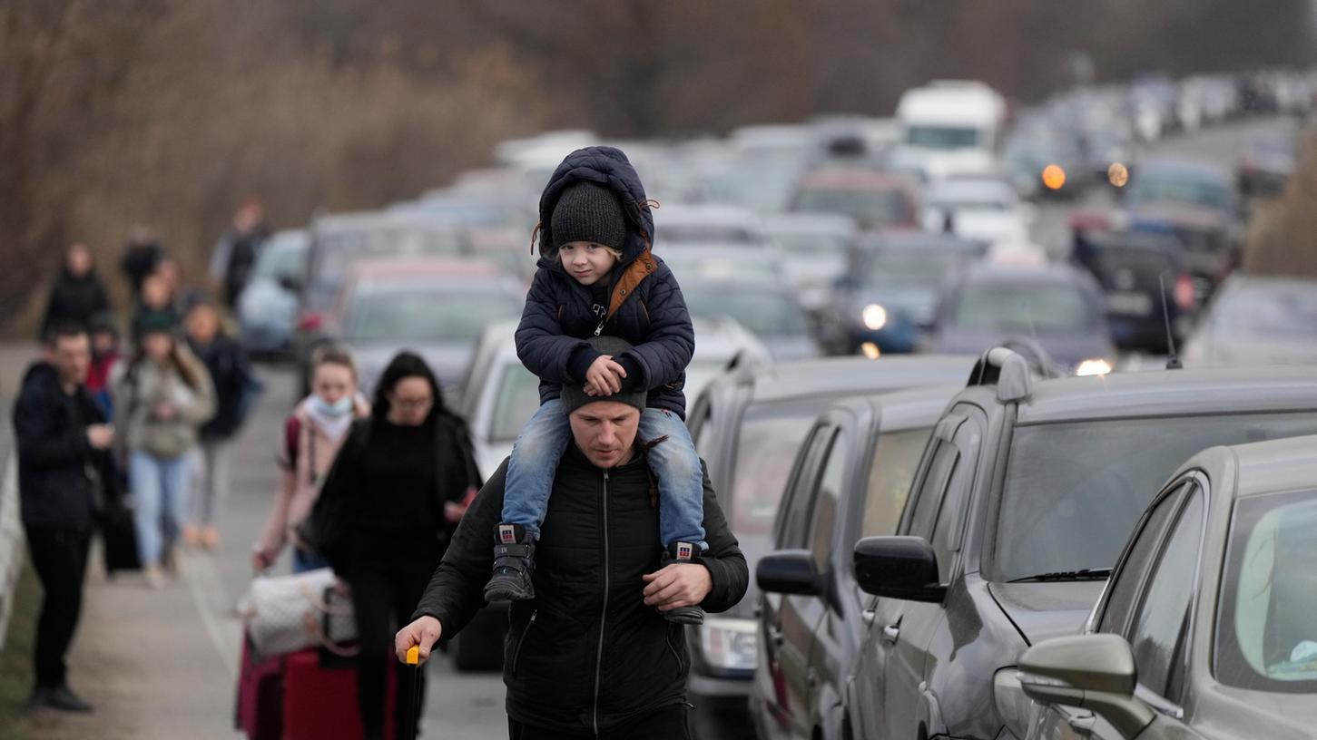 Die Hilfe für Flüchtlinge aus der Ukraine läuft an.