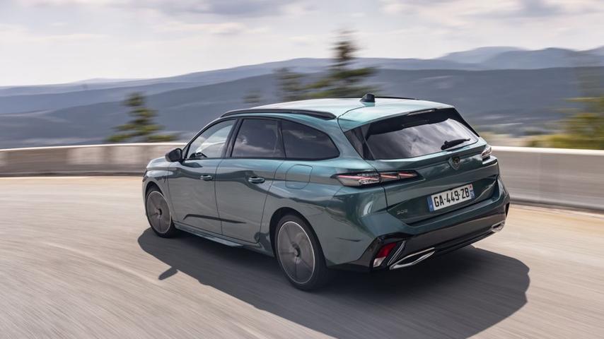 Für 2023 hat Peugeot eine rein elektrische Variante des 308 angekündigt - nicht nur vom Fünftürer, sondern auch vom Kombi "SW".
