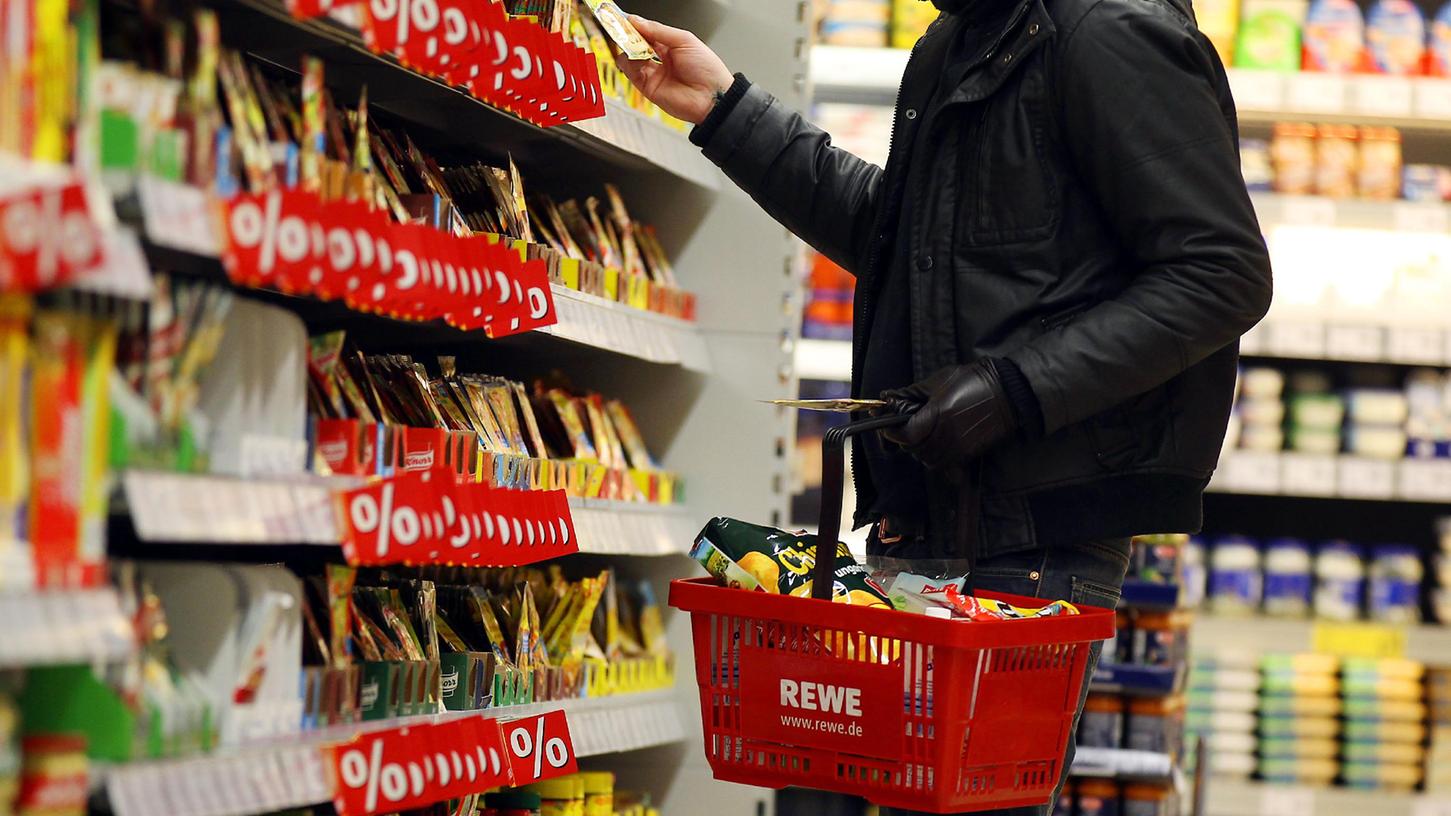 Die Auswirkungen des Ukraine-Krieges sind auch in deutschen Supermärkten zu spüren.