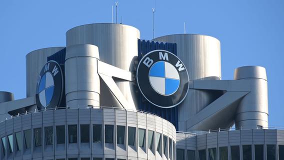 Wegen Ukraine-Krieg: BMW muss Produktion stoppen