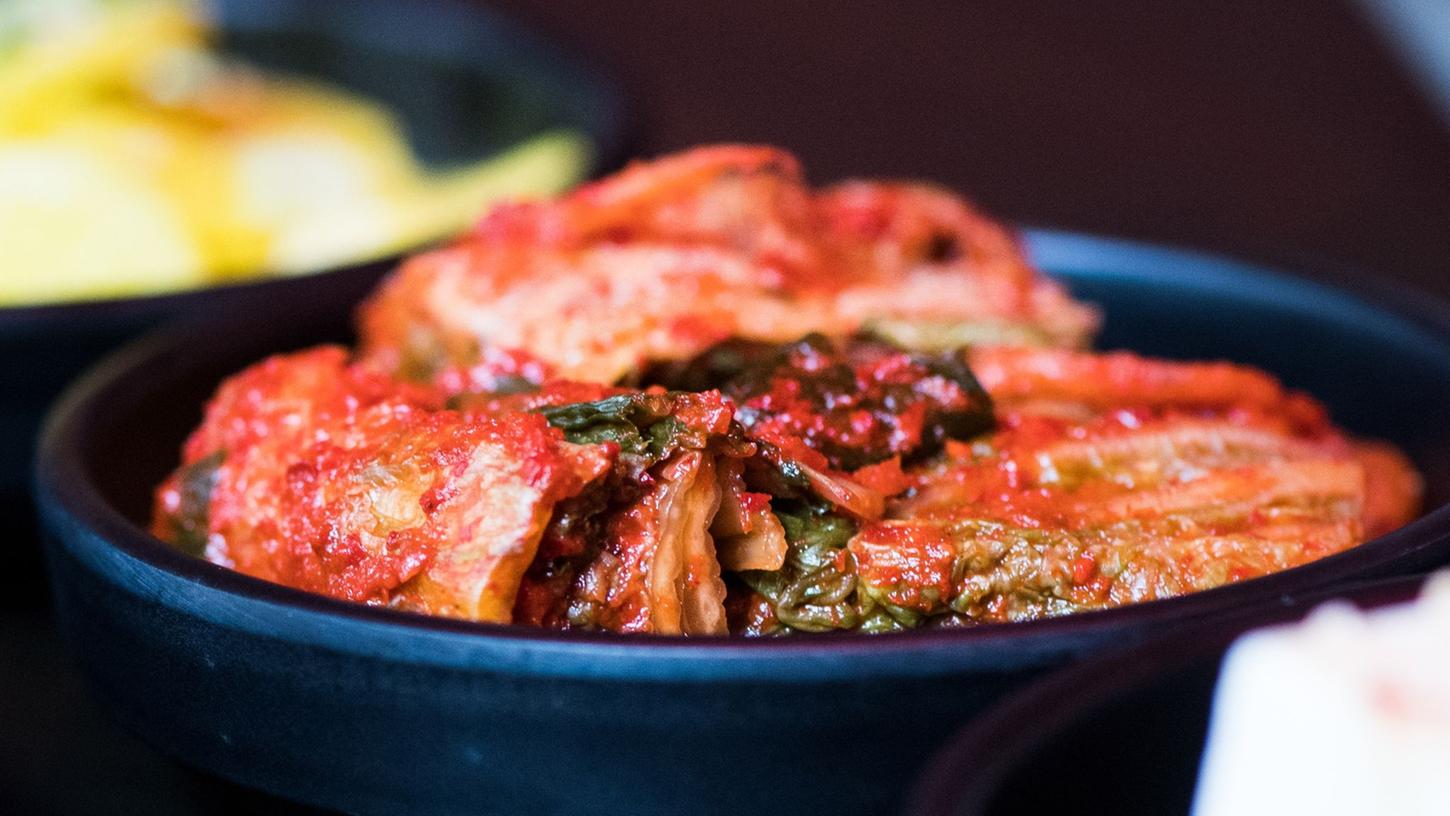 Zu koreanischem Essen gehört Kimchi - wer mitkochen will, dem bietet das BZ einen besonderen Kurs an.