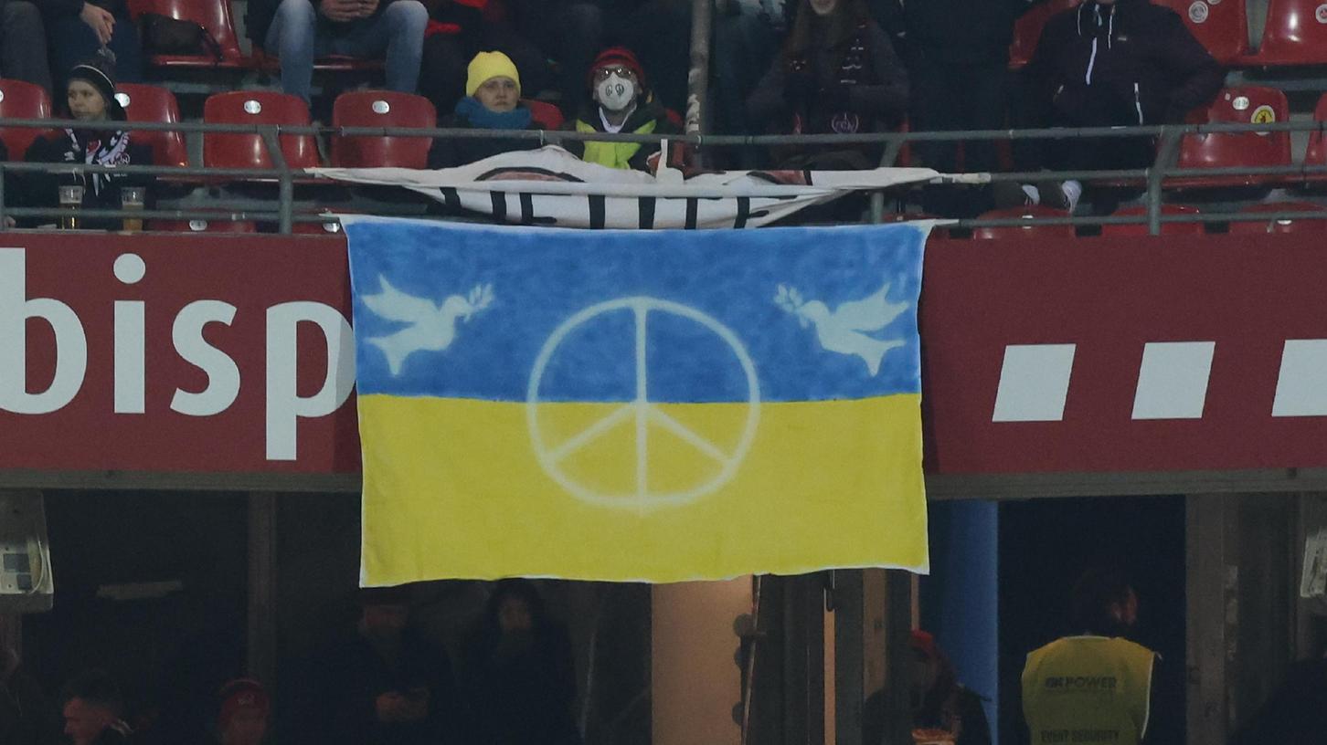 Ein bisschen Abwechslung: Der 1. FC Nürnberg hofft am Sonntag auf möglichst viele Ukrainnerinnen und Ukrainer im Stadion.