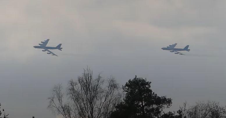 Bomber tauchten über der Region auf: Was machte die B-52 in Grafenwöhr?  – Region