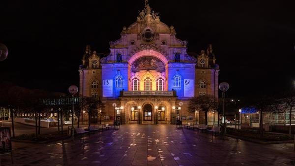 Das Opernhaus Nürnberg zeigt Solidarität.