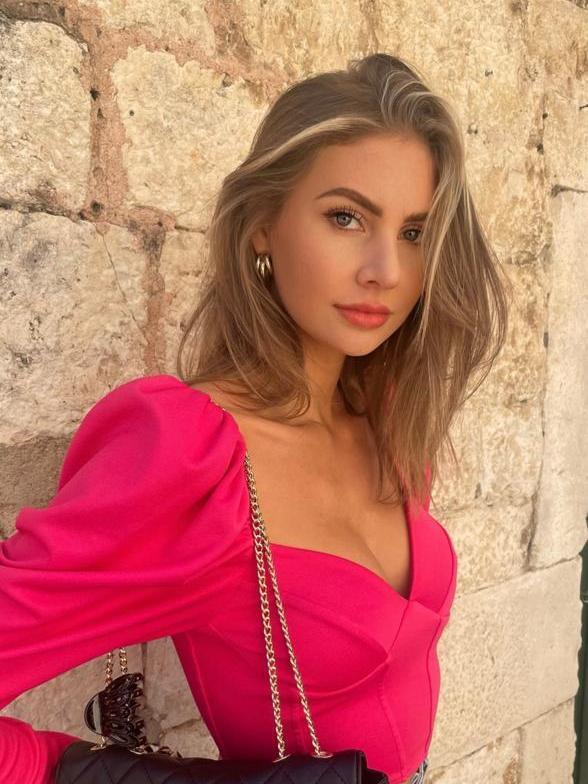 Yasmin Vogt Yasmin Vogt