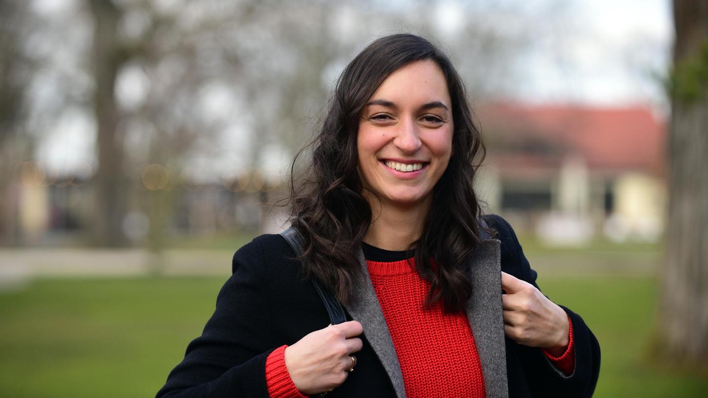 Sunna Hettinger ist Schauspielerin und Ensemblemitglied des Fürther Stadttheaters. Auch sie hat mit uns erzählt, was ihr in Sachen Vorurteile und Gleichberechtigung spontan durch den Kopf ging. Sunna Hettinger ist Schauspielerin und Ensemblemitglied des Fürther Stadttheaters. Auch sie hat mit uns erzählt, was ihr in Sachen Vorurteile und Gleichberechtigung spontan durch den Kopf ging.