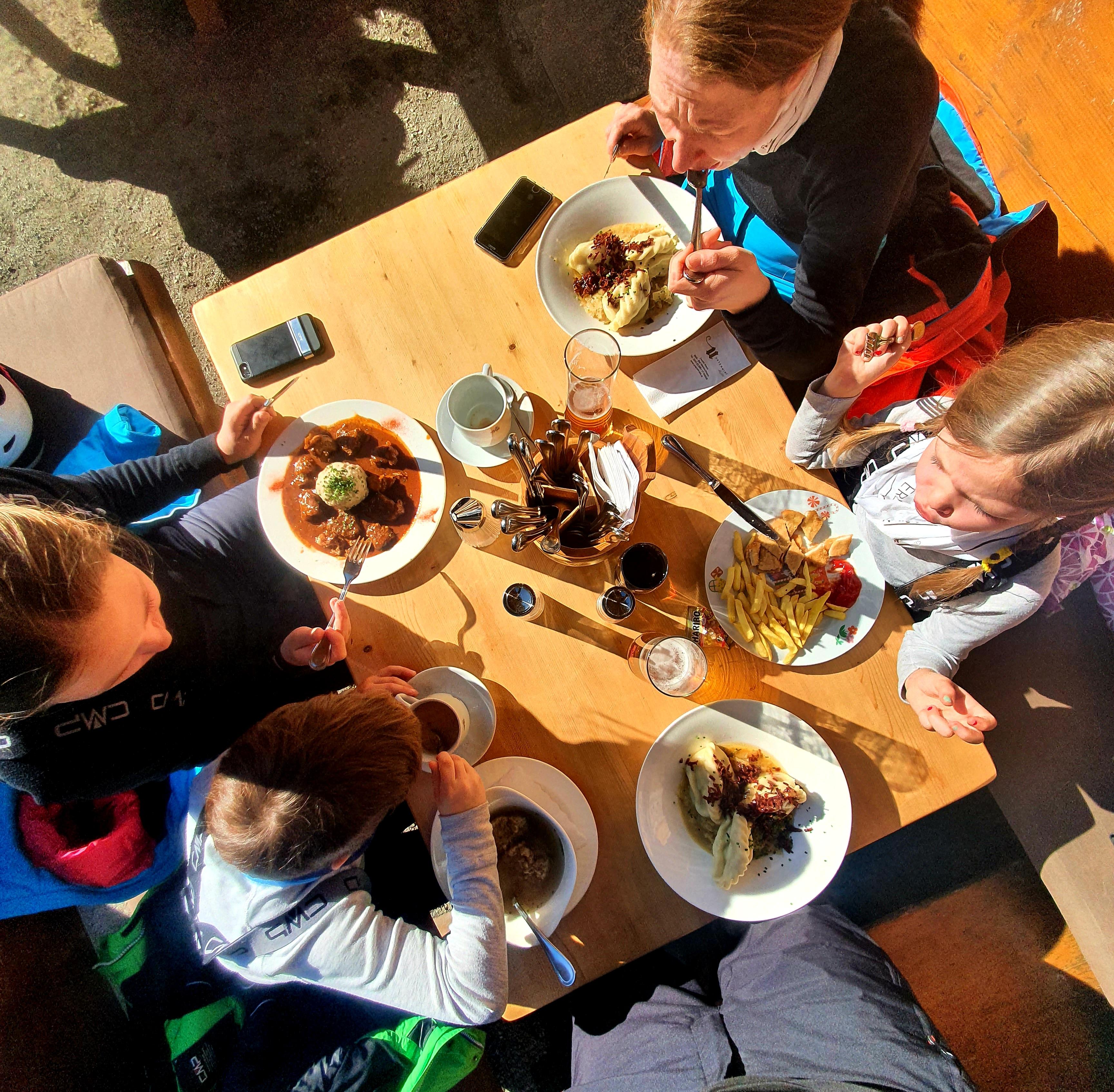 Hier wird noch richtige Kärntner Küche serviert. 