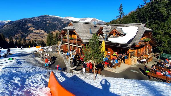 Die Unterwirt-Hütte an der Maibrunnen-Abfahrt ist eine der urigsten im Skigebiet.