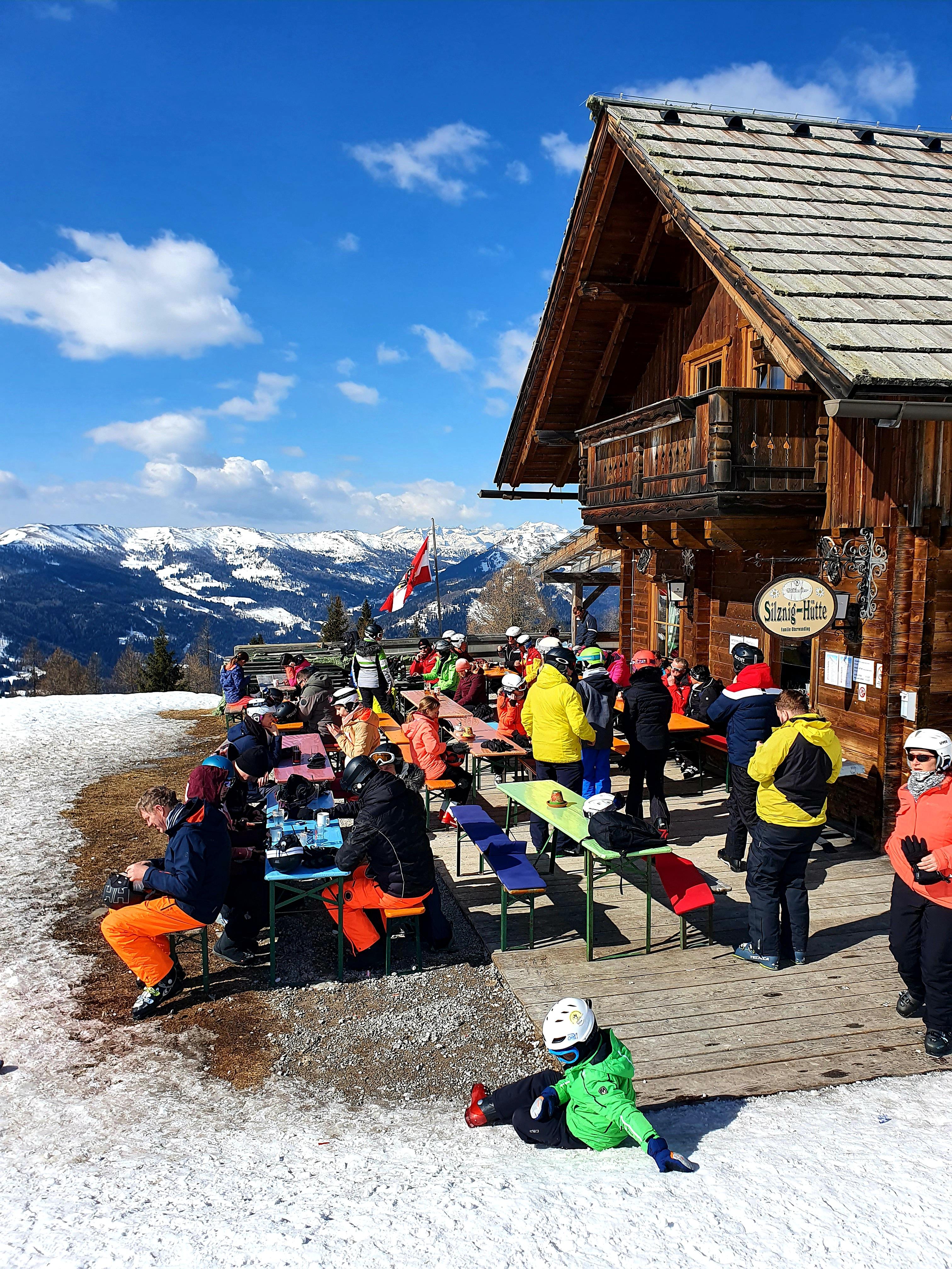 Schöner kann eine Hüttenpause kaum sein. 