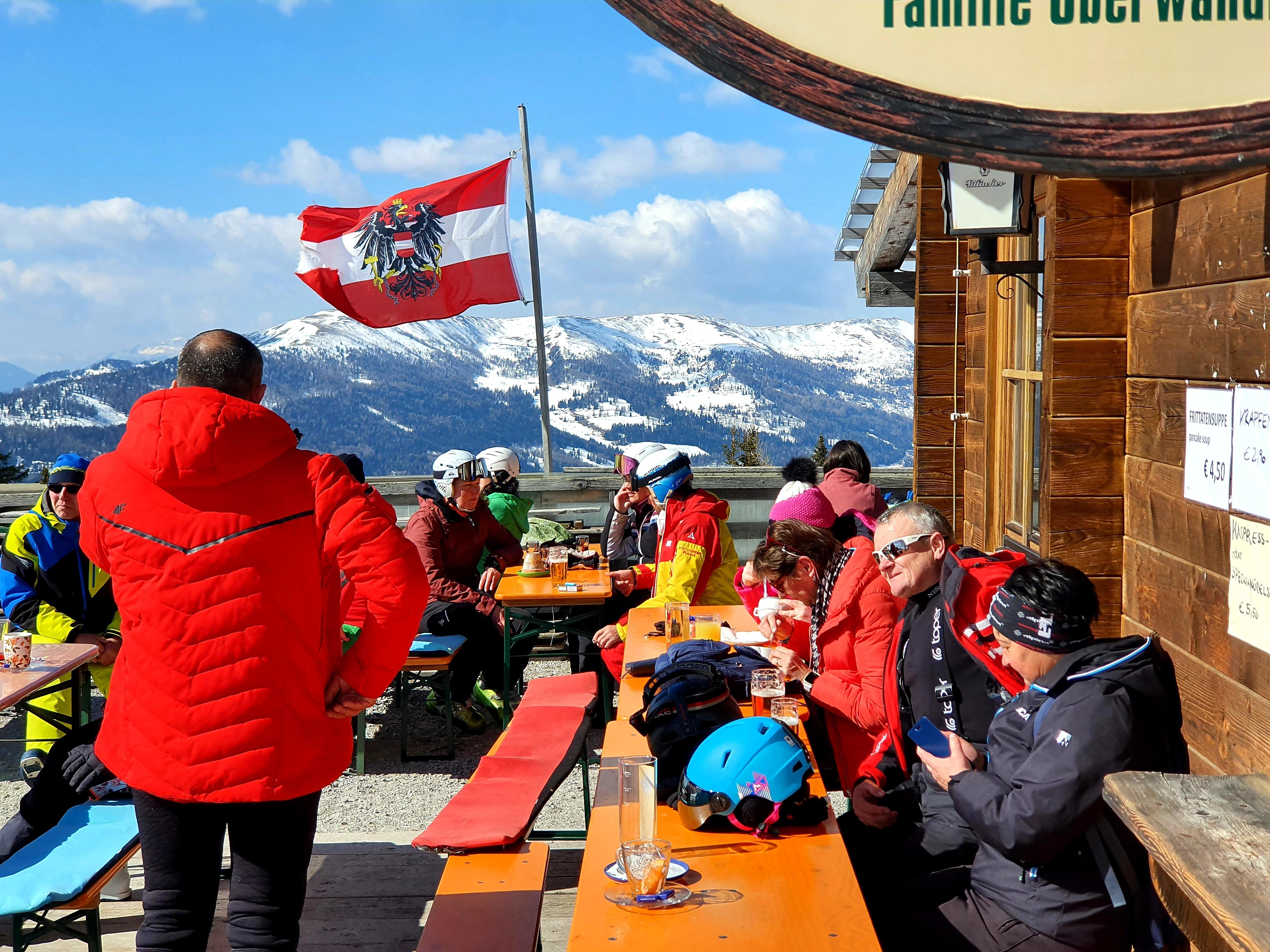 Eine zünftige Hütte oberhalb von St. Oswald.