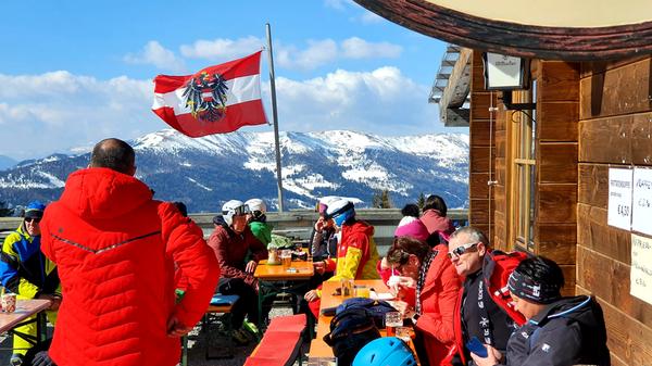 Eine zünftige Hütte oberhalb von St. Oswald.