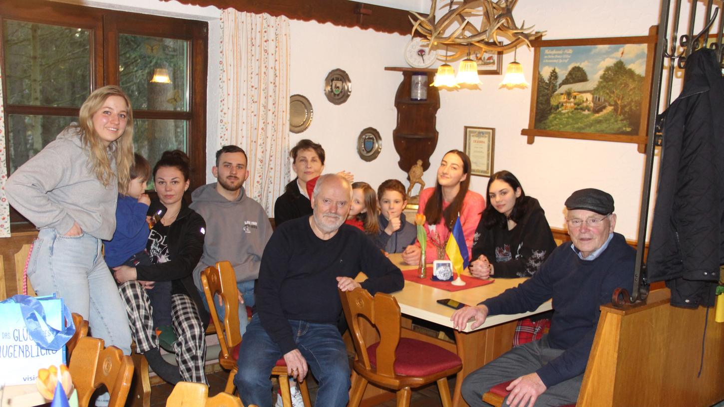 Nach fünf Tagen auf der Flucht: Ukrainische Familien in Hormersdorf untergebracht