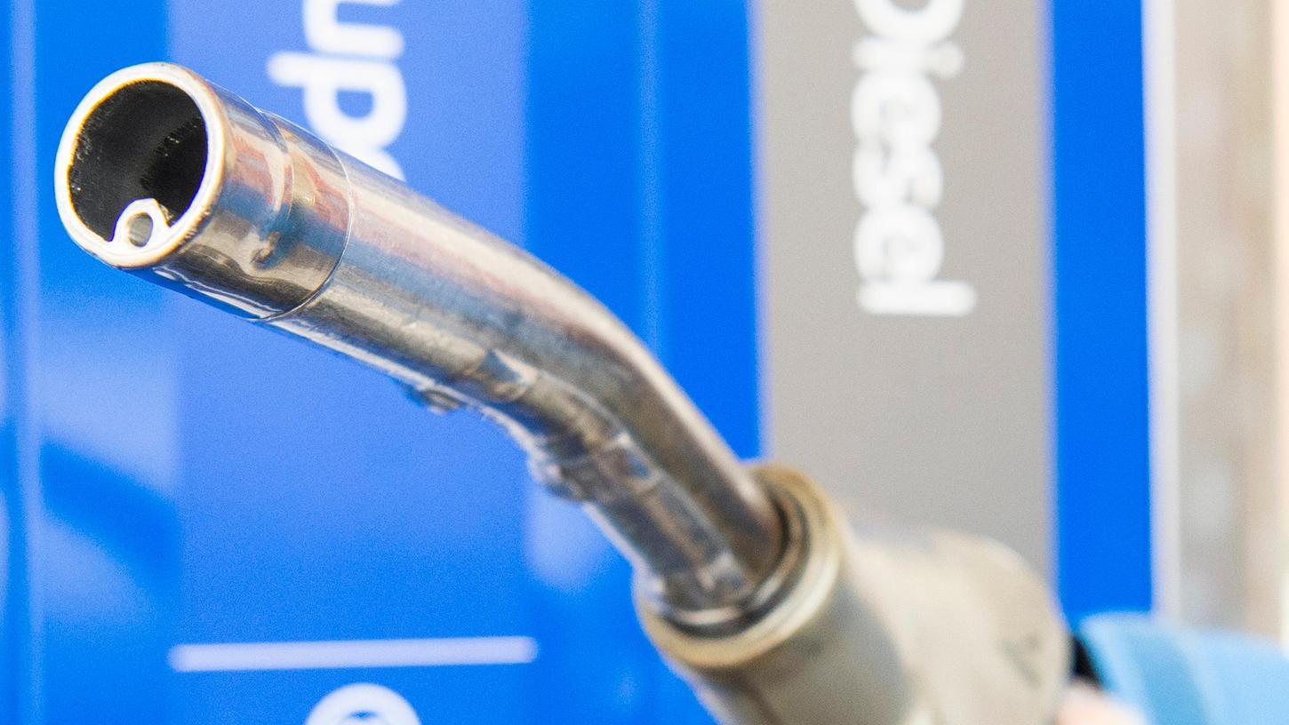 Benzin und Diesel kosten in Deutschland derzeit deutlich über zwei Euro.