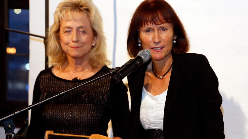 Die Verlegerinnen des Verlags Nürnberger Presse, Bärbel Schnell (links) und Sabine Schnell-Pleyer