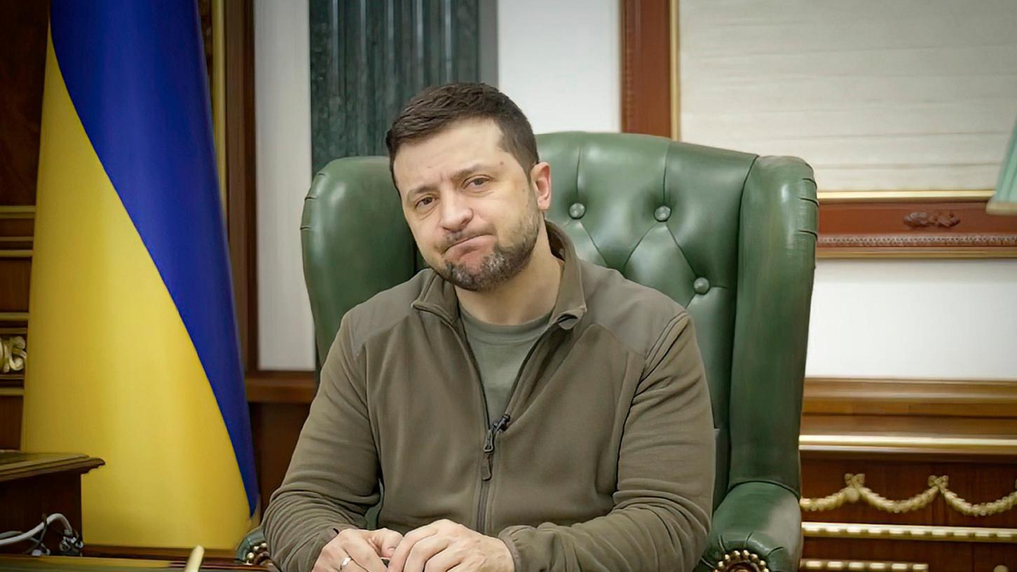 Selenskij führt einen Krieg der Worte und profitiert von seiner