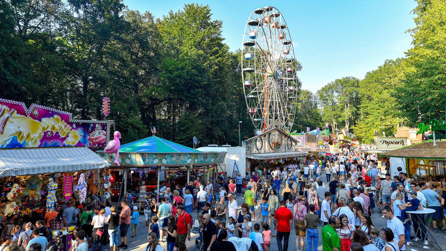Lang ist`s her: Das Annafest in Forchheim, hier ein Foto aus dem Jahr 2019. Heuer soll es stattfinden, plant zumindest die Stadtverwaltung.