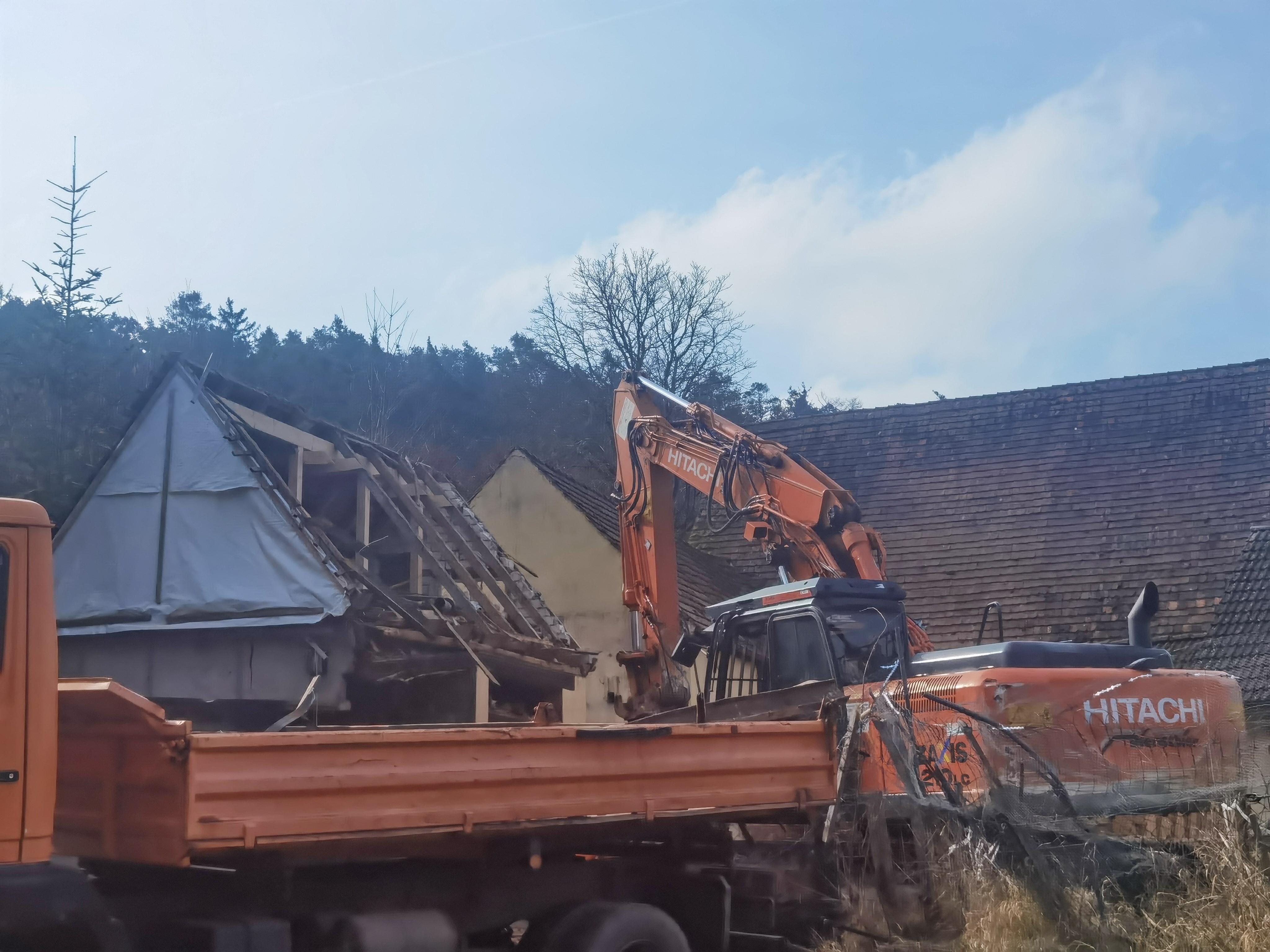 Die sogenannten Hater fühlen sich in einem Kampf zwischen Gut und Böse, die Fronten sind klar verteilt. Ursache und Wirkung im "Drachengame", also den ständigen Scharmützeln, sind aber längst verschwommen.   
