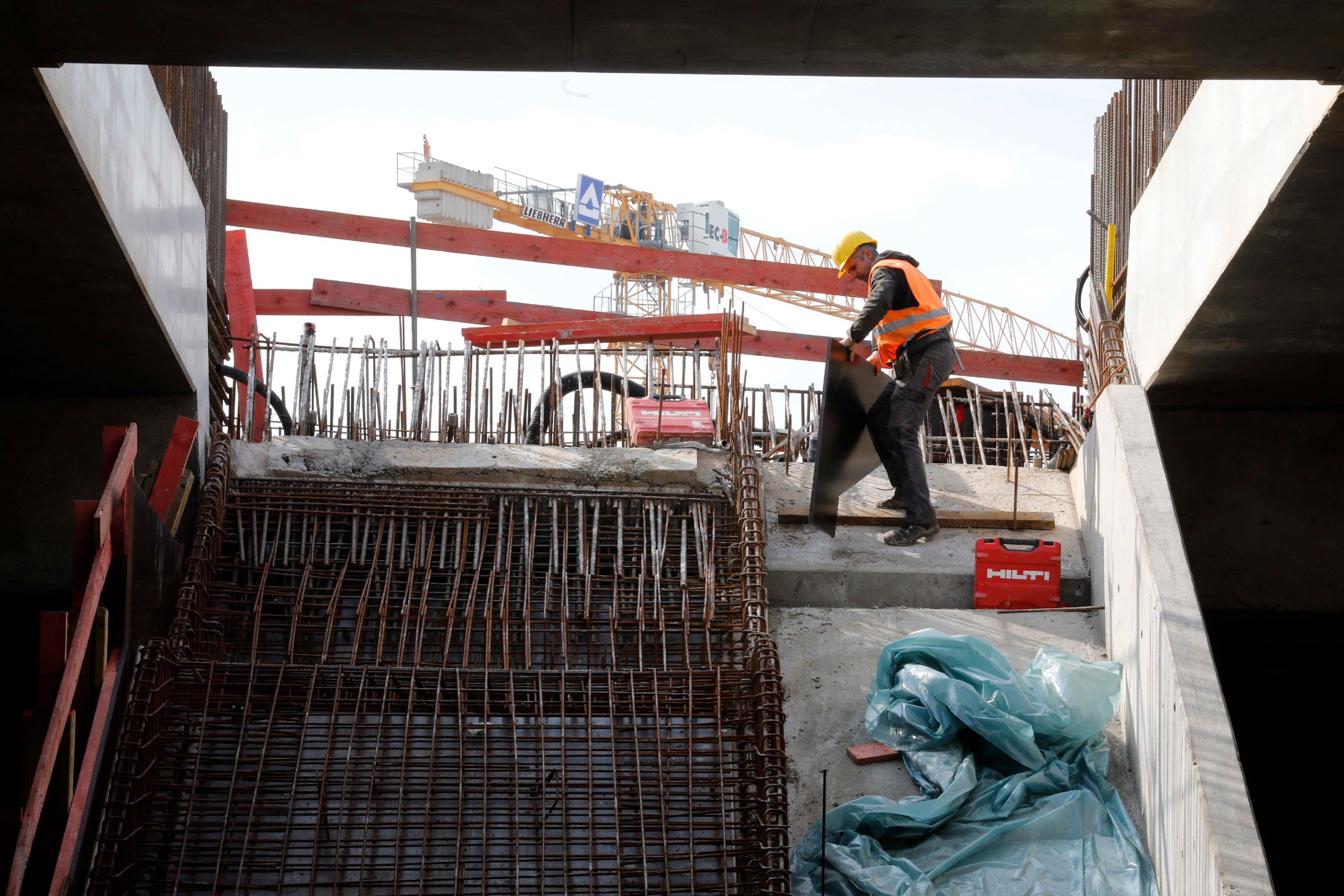 Der U-Bahnhof Kleinreuth bei Schweinau nimmt schon langsam Gestalt an.