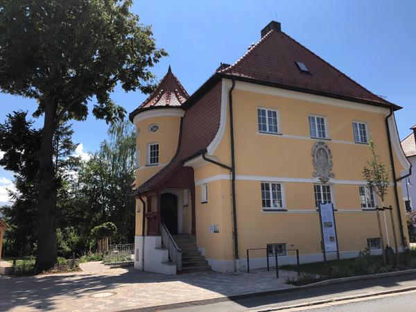Das Kuratenhaus in Heroldsbach ist ein kultureller Faktor im Landkreis Forchheim.
