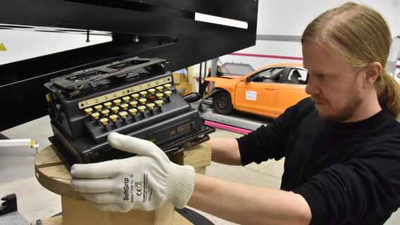 Fürther Fraunhofer-Institut verschafft Einblick in Enigma-Chiffriermaschine
